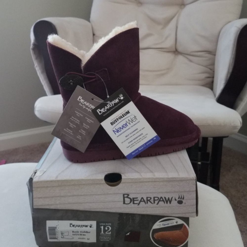 BearPaw girl's soft fur lined boots